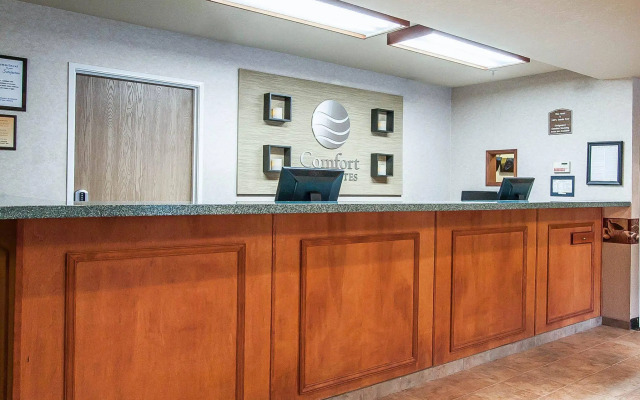 Comfort Inn & Suites Tualatin - Lake Oswego South