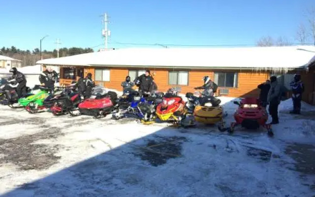 Northwoods Inn & Suites