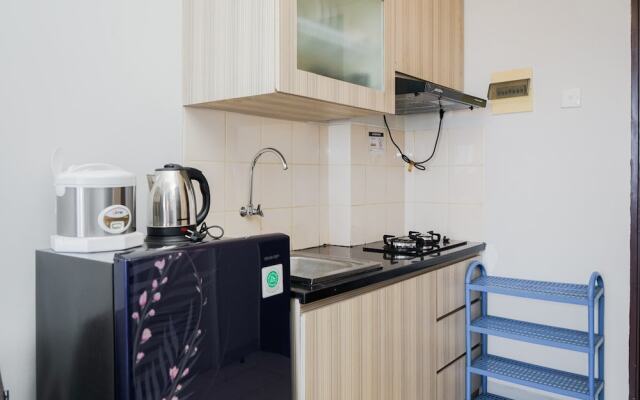 Homey And Simply 2Br At Serpong Greenview Apartment