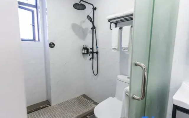 Qingyuan Qingyi Yunjing Resort Hotel