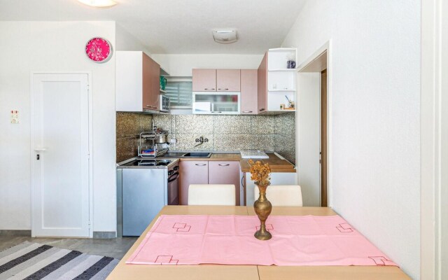 Nice Home in Komarna With Wifi and 2 Bedrooms