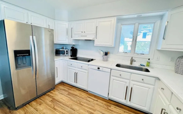 Salisbury Street 207