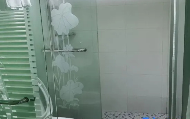 Haiyu Hotel – Bathroom – Shanghai