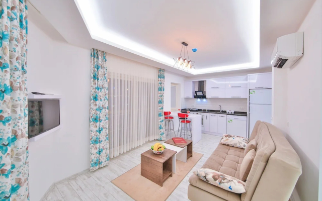 Hediye Hanim Suit Apart