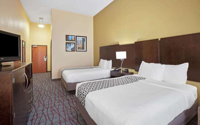 La Quinta Inn & Suites by Wyndham Pasadena North