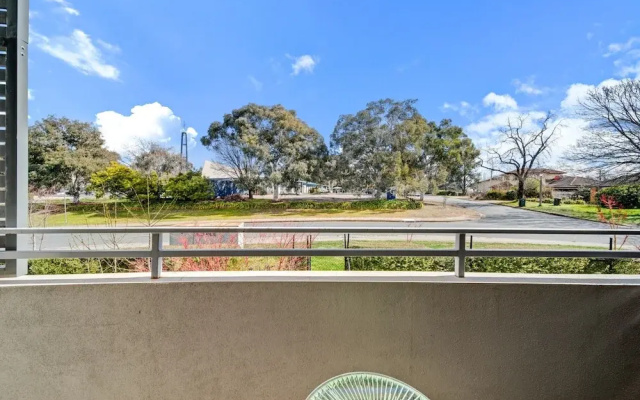 Tranquil Apartment in Green, Well Connected Suburb