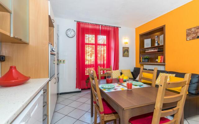 Sunny Apartment by Wonderful Italy