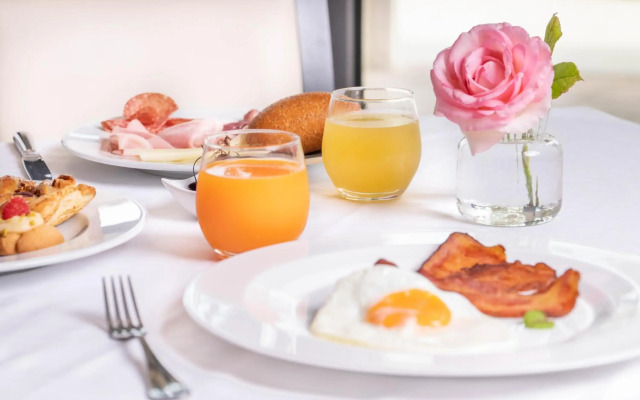 Hotel Carlo Felice
