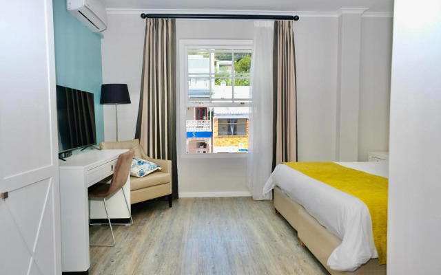 Simon's Town Quayside Hotel