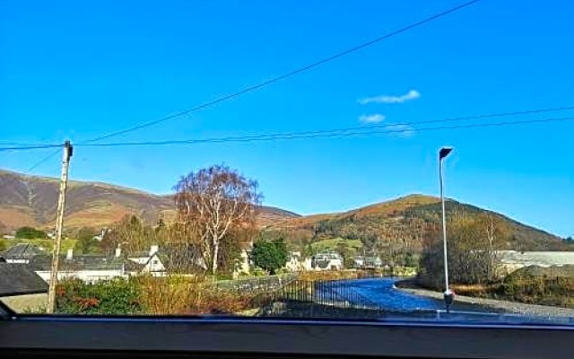 Lakeland View BB