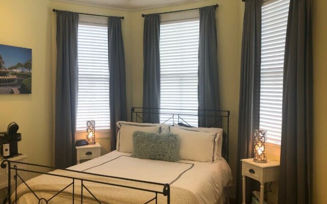 Luxurious Private Suites in Downtown Charleston
