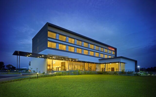 The Gateway Hotel Balaghat Road