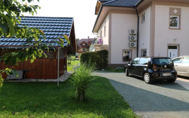 Viktoria Apartments