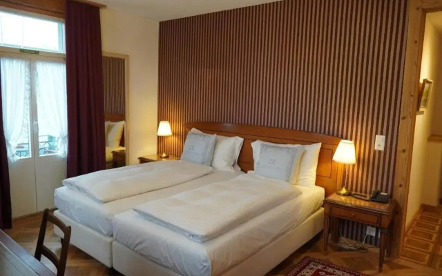 Carlton Europe Hotel