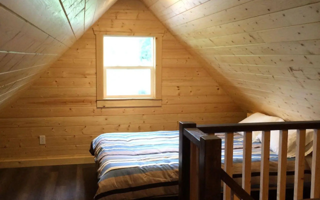 Hidden Acres Farm & Treehouse Resort