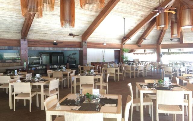 Bluewater Panglao Beach Resort