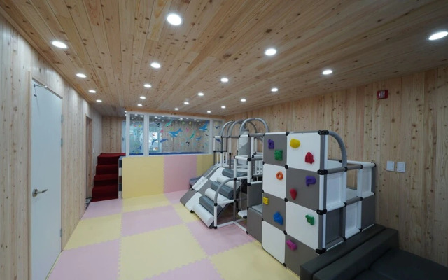 Geoje Memory Kids Pool Villa