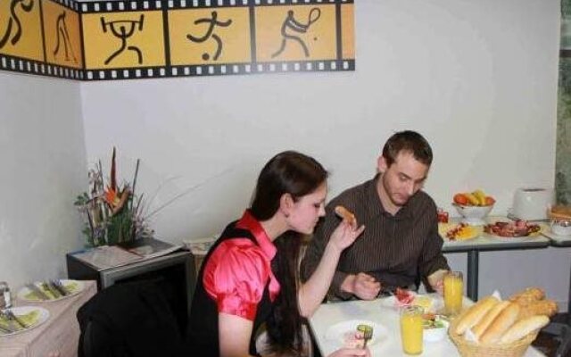 Hostel Bed - Breakfast Brno