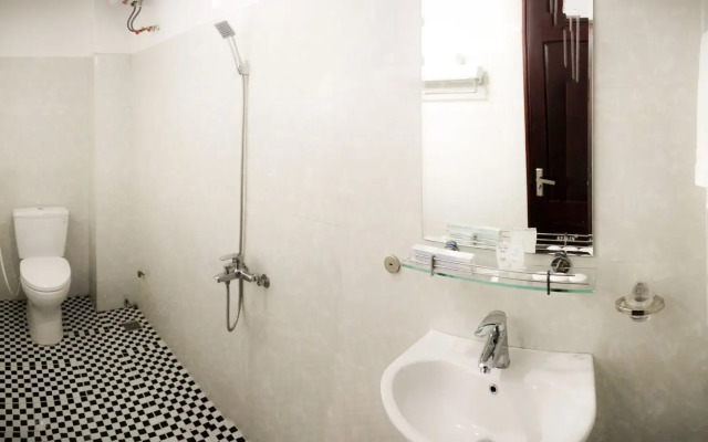 Hoa Binh Hotel