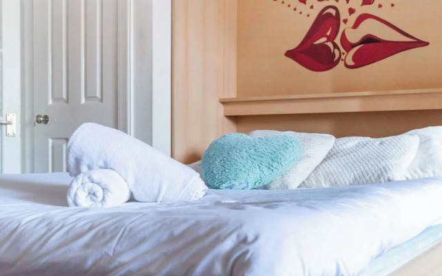 Peaceful City Retreat in Edinburgh's Heart