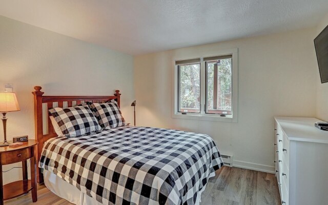 Lances West 13 1 Bedroom Condo by RedAwning