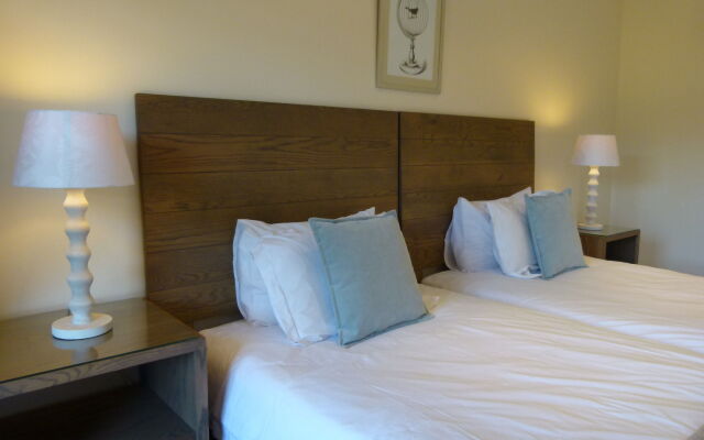 Redbourne Country Lodge- Lion Roars Hotels & Lodges