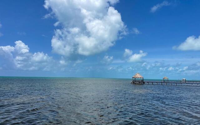 Hol Chan Reef Resort & Villas