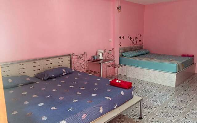 OYO 1092 Sea Of Love