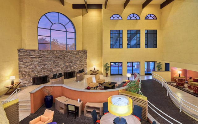 Sheraton Tucson Hotel and Suites