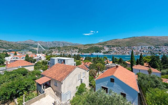 Apartment Maro Bayview