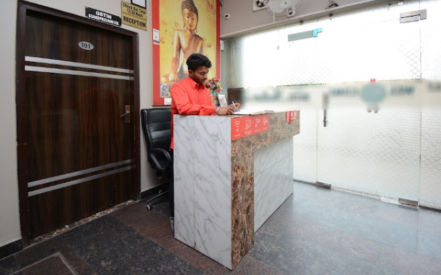 Hotel Indian Ldh By OYO Rooms
