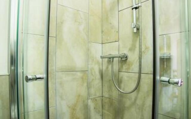 Hotel 119