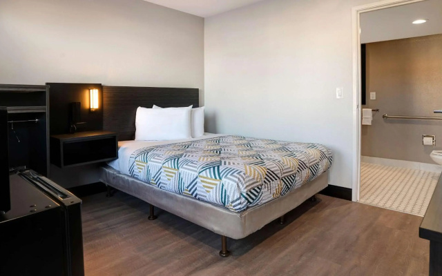 Motel 6 Eureka, CA – Redwood Coast
