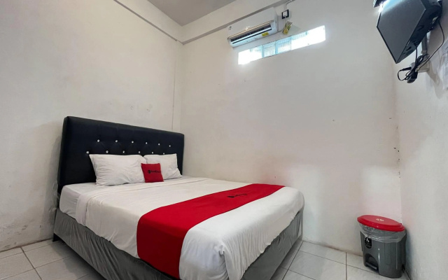 OYO 3006 Falisha Homestay Syariah – Guest Rooms – Sleman