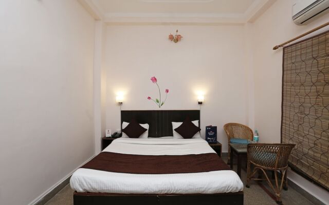 Radha Krishna Guest House