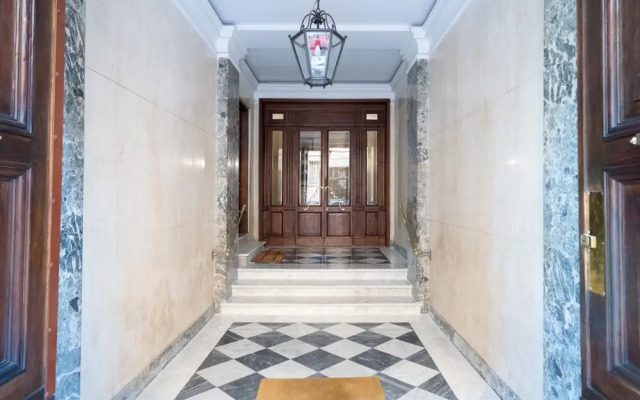 Via Cardinale de Luca