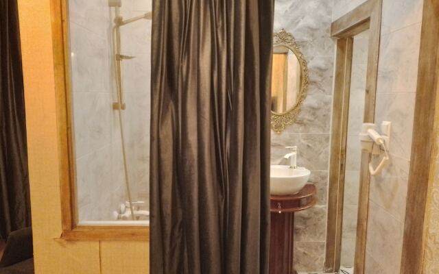 Mazi Otel