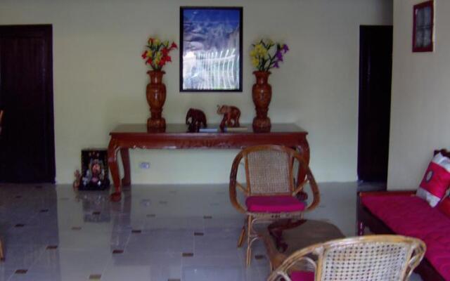 Swissgarden Café & Guesthouse