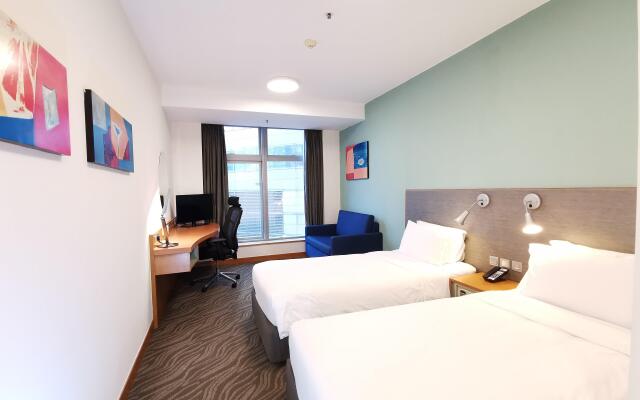 Holiday Inn Express Causeway Bay Hong Kong, an IHG Hotel