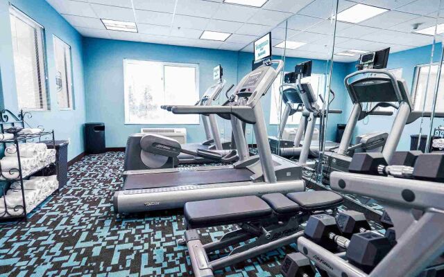 Fairfield Inn by Marriott Medford Long Island