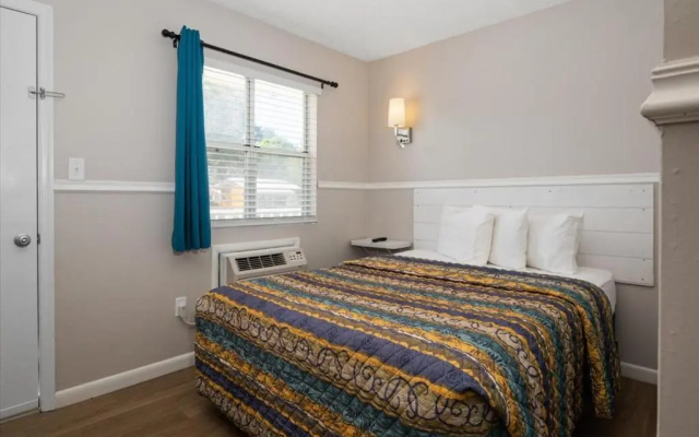 Beach Bum West-O Motel