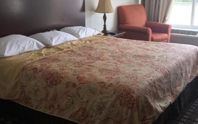 Houston Inn and Suites