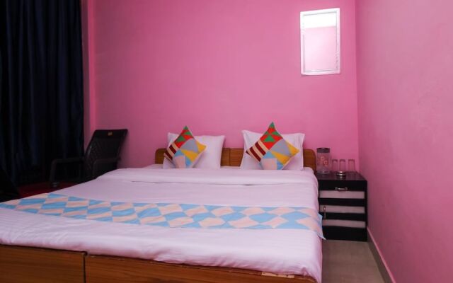 OYO Home 17323 Cozy Stay