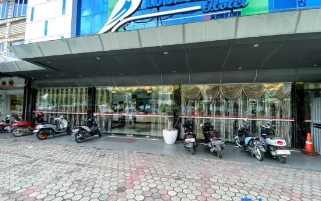 Lucky Star Hotel Near Harbour Bay Batam — 3-star hotel in Batam