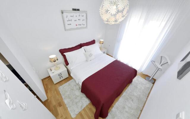 Luxury Apartman Rita, Center