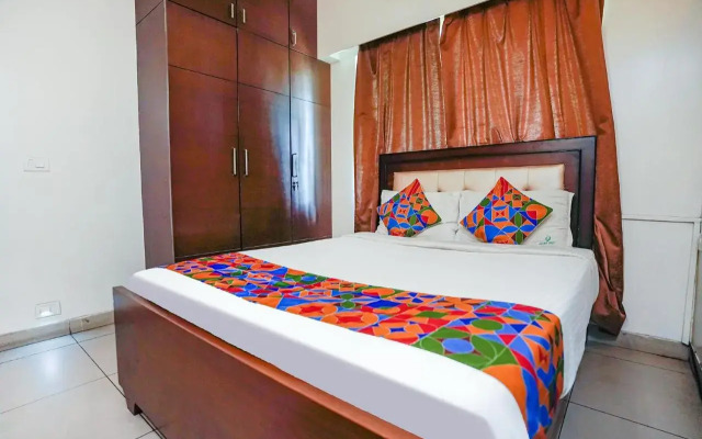 FabHotel Home Tree Service Apartment