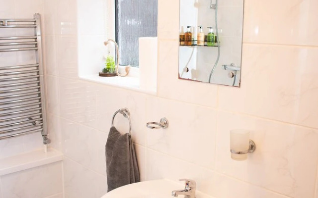 Ideal Lodgings in Bury - Redvales