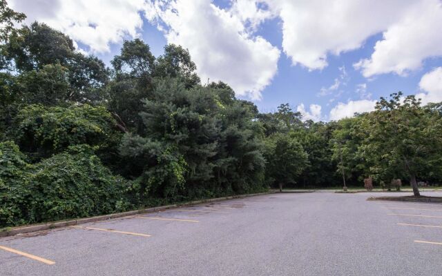 Super 8 Groton Foxwood