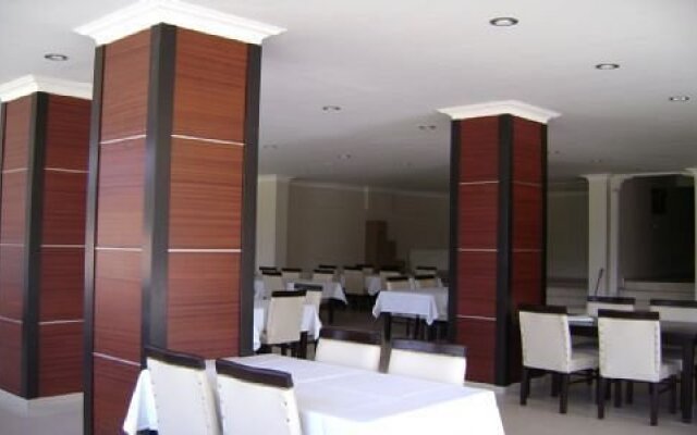 Club Adas Hotel