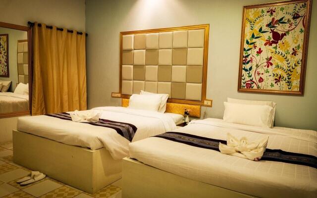 Golden Key Boutique Hotel